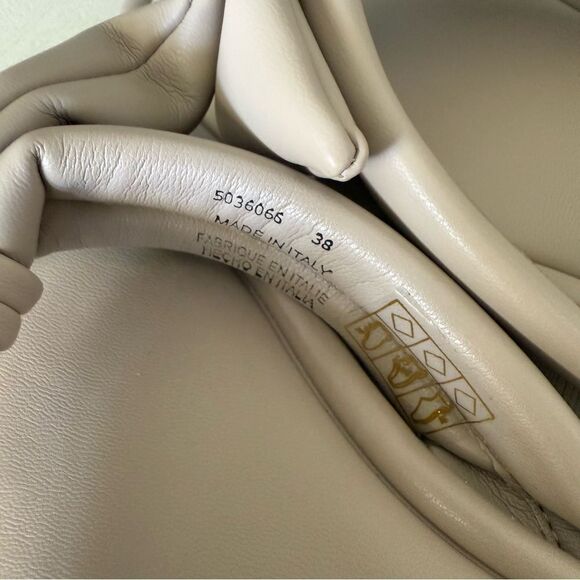 Free People Brynn Bow Sandals Flip Flops in Cream New in Box Sz 7, (38) - Picture 7 of 10